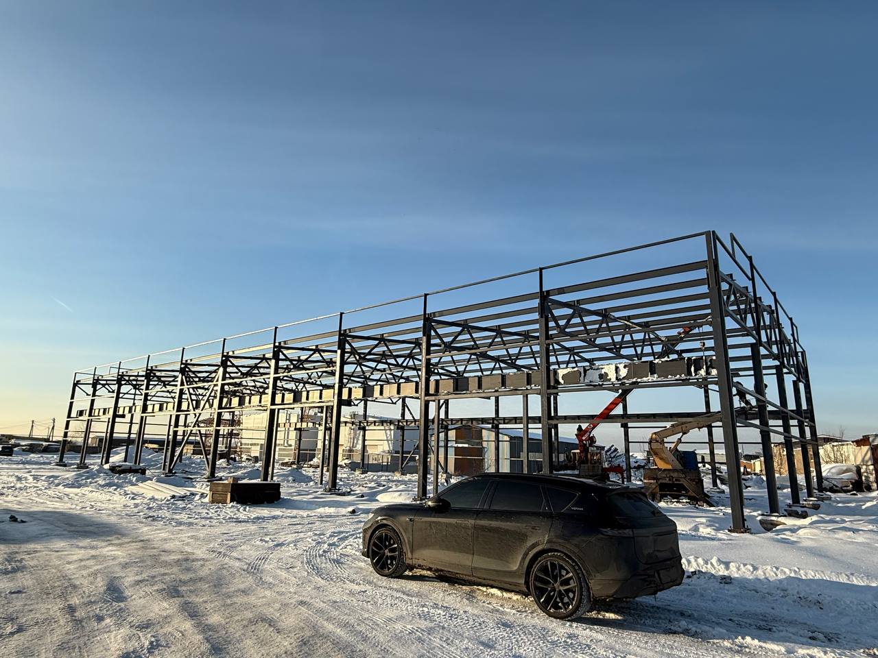 Масштаб ангара 1500 м² на зимней площадке